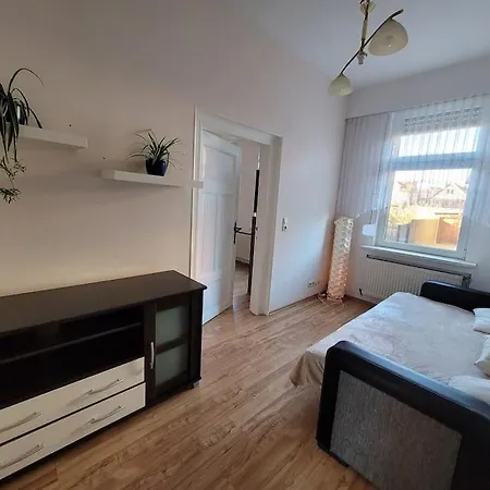 Apt1 In Lage Nahe Karl Erbeer Hof, Zentrum Und Bahnhof アパート ヴェルニゲローデ